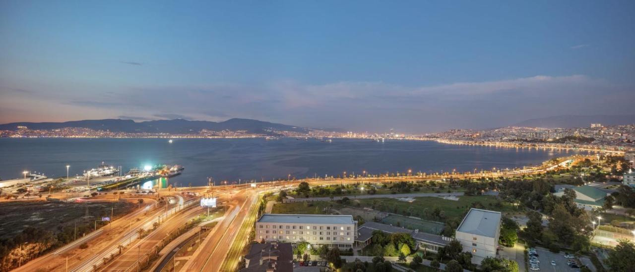 Отель Hyatt Regency Izmir Istinyepark Экстерьер фото