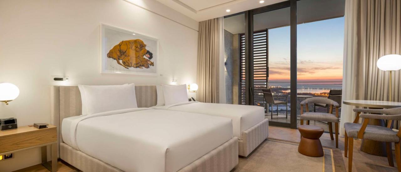 Отель Hyatt Regency Izmir Istinyepark Экстерьер фото