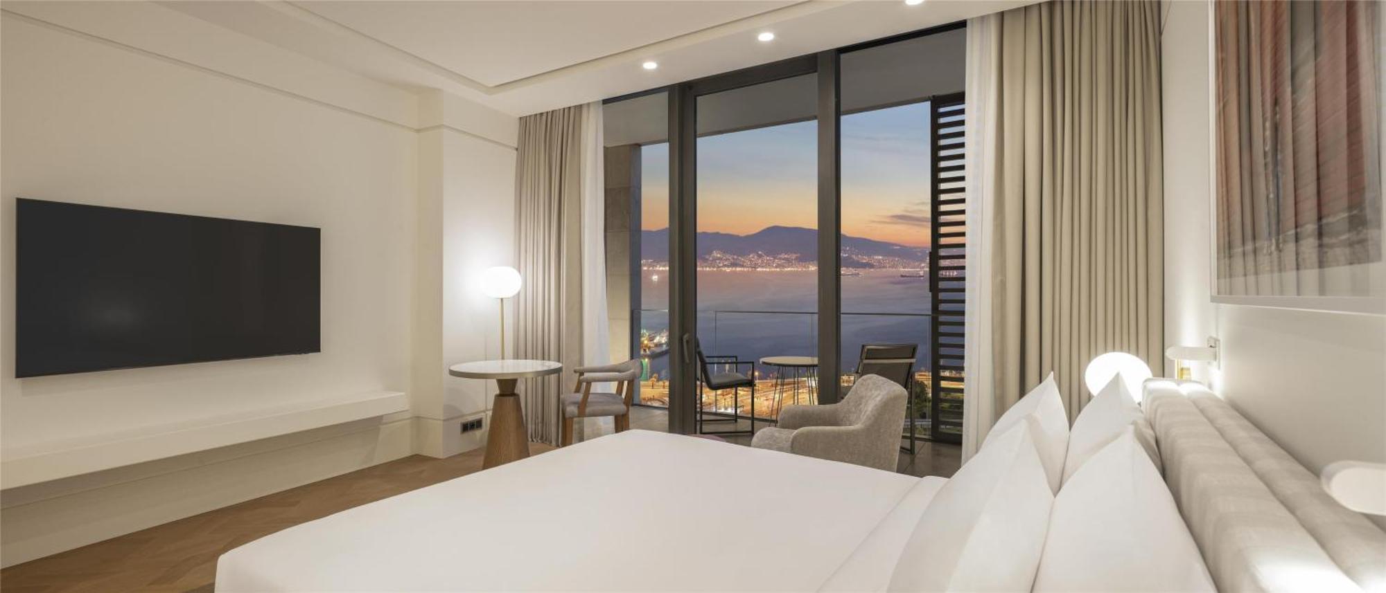 Отель Hyatt Regency Izmir Istinyepark Экстерьер фото